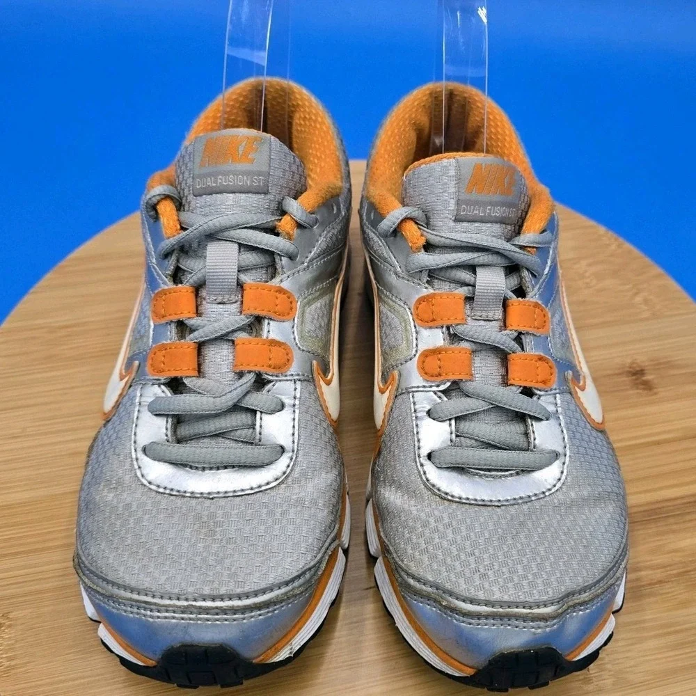 Nike Dual‎ Fusion ST Women's 407847-002 Orange/Silver Running Shoes Size 6.5